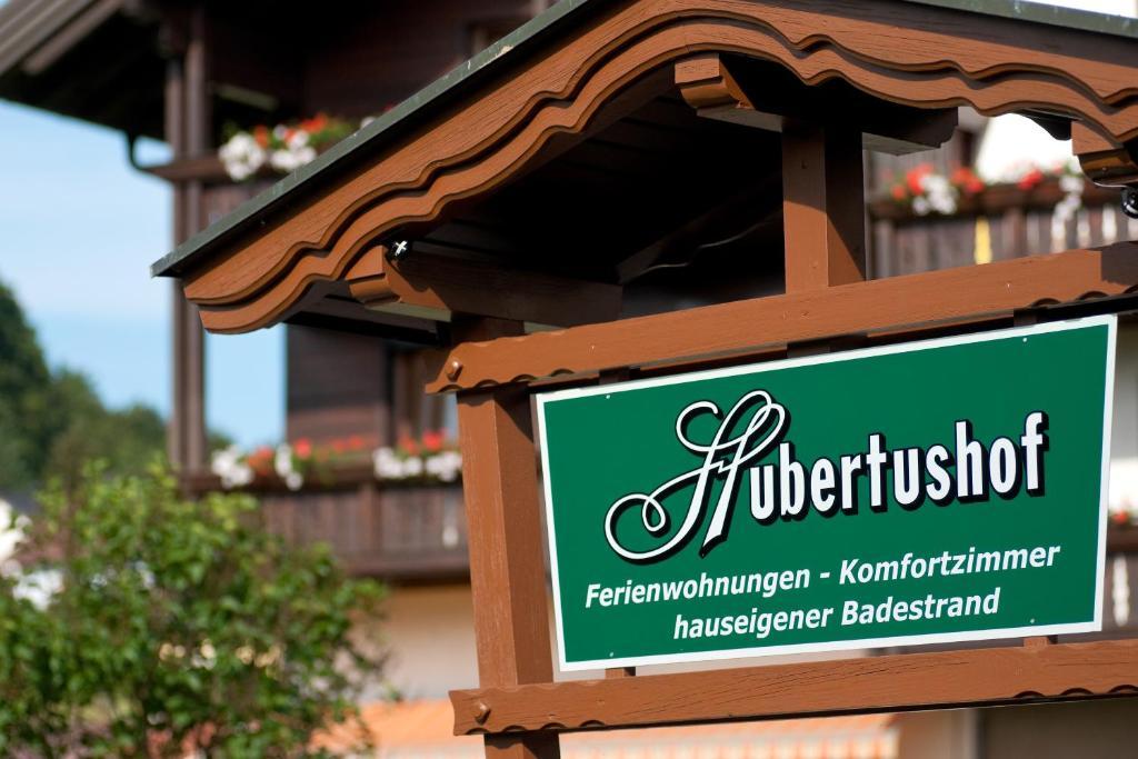Готель Hubertushof Latschach ober dem Faakersee Екстер'єр фото
